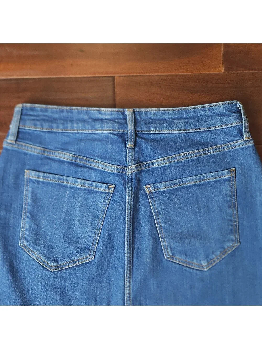 Old Navy  Distressed Straight Denim Skirt Women Size 4 Medium Wash Blue Classic